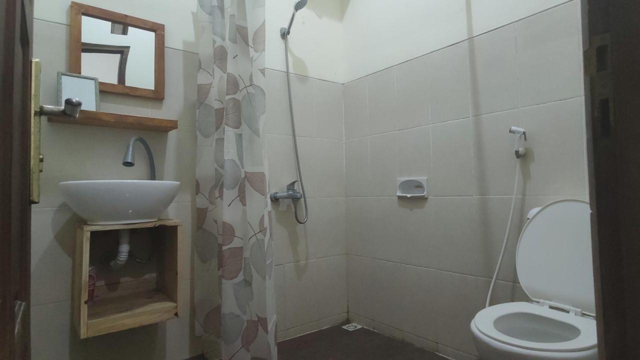 Choko Homestay Colomadu Esterno foto